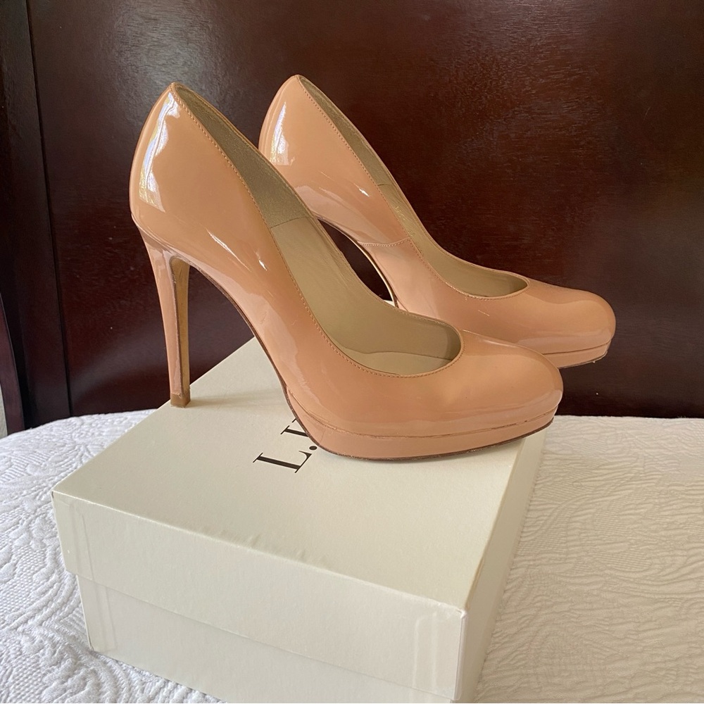 I love these L.K. Bennet Sledge Nude platform heel Kate Middleton 39.5